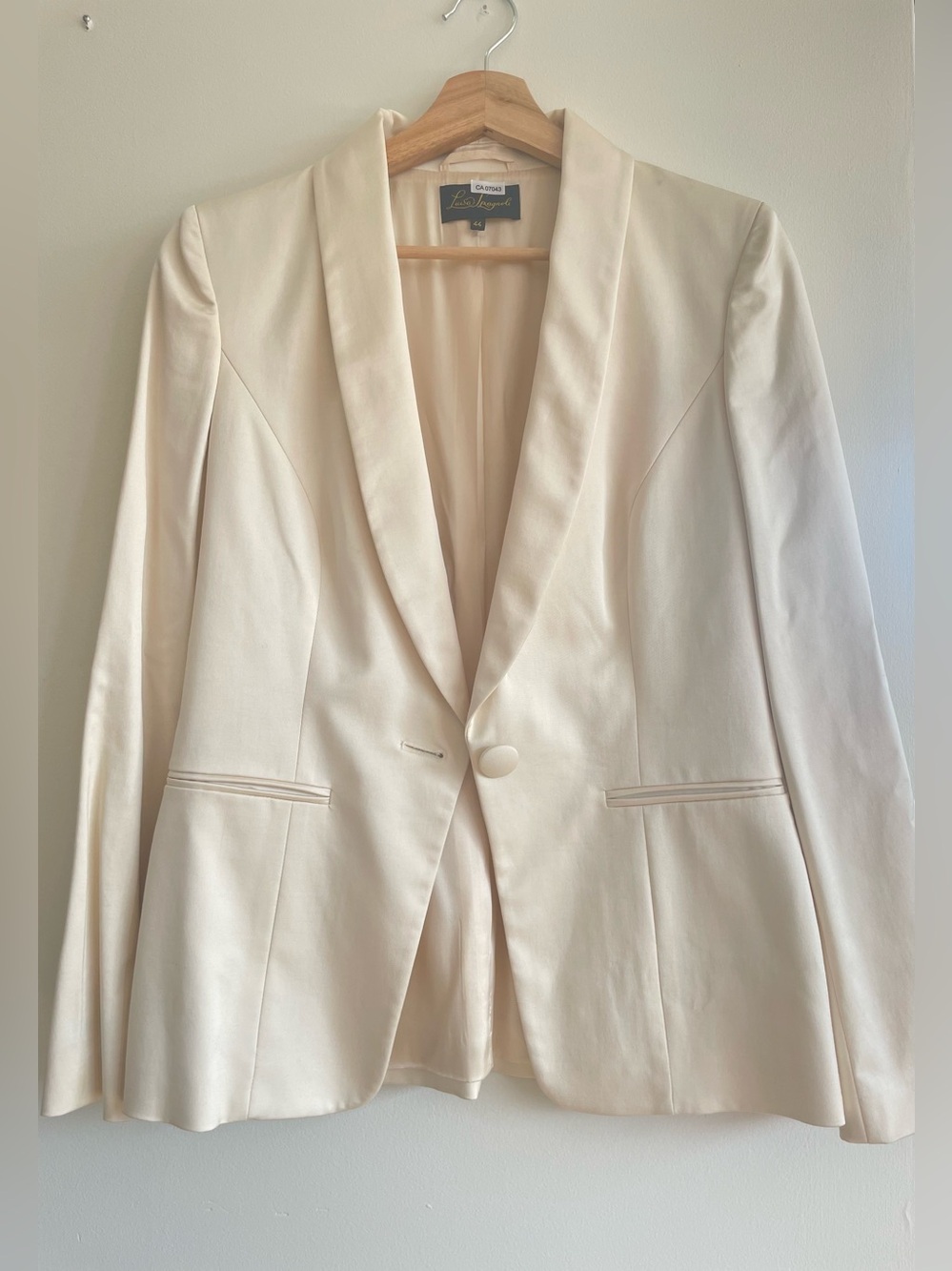 Luisa Spagnoli Cream Single-Button Shawl Collar Blazer